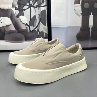 2024 Verão novos sapatos de prancha masculinos com superfície de rede respirável anti-odor, fundo macio ultrafino e preguiçoso com um pé de lona