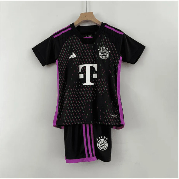 Kit Conjunto Bermuda e Camiseta Infantil e Juvenil Time De Futebol Bayern München