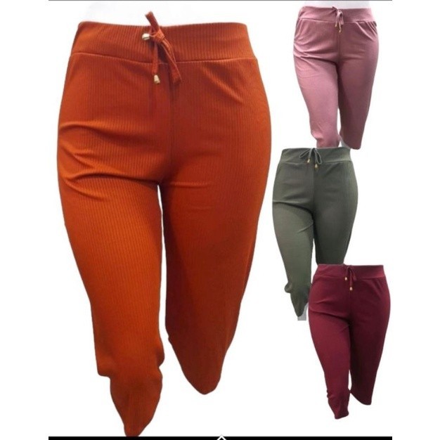 Calça pantacourt capri curta tecido leve plus size