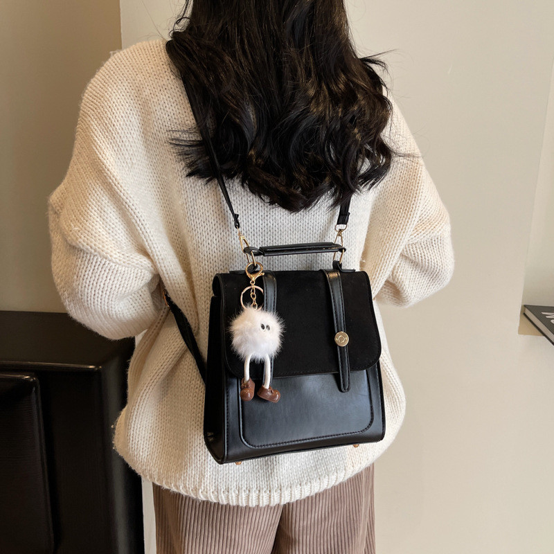 Mochila de viagem Retro Ladies Backpack 2024 Summer New Style Moda Moda Estudantil Simples Mochila de viagem de nicho Mochila pequena