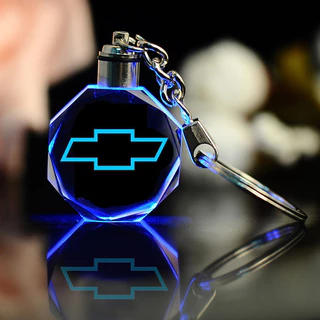 Chaveiro LED Para Carro Leve Pingente De Cristal Chevrolet Cruze Malibu Passat Trax Equinox Trailblazer Acessórios Automotivos