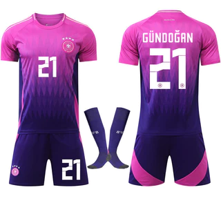 Jersey de Futebol Jersey Ready Stock Jersey Set 2425 Alemanha Away Pink Purple Football Jersey Copa Européia Jersey No. 8 Kross 13 Muller 7 Conjunto Harvards
