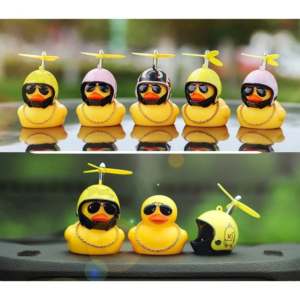 Pato bonito com capacete vento quebrado pequeno amarelo