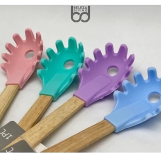 Pegador De Massa E Macarrão de Silicone Culinário Com Cabo de Madeira - Utensílios de Cozinha.