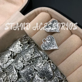 Pingente de Coração em metal com 500g aprox 450 peças Tam 15x15mm