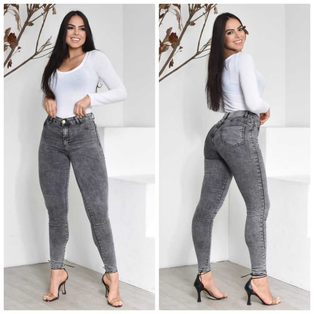 Inna Pantalones Rectos de Cintura Alta con Estampado de Mármol
