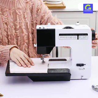 Máquina de Costura 38 Pontos Bivolt com Extensor e Funções Diversas (110V/220V)