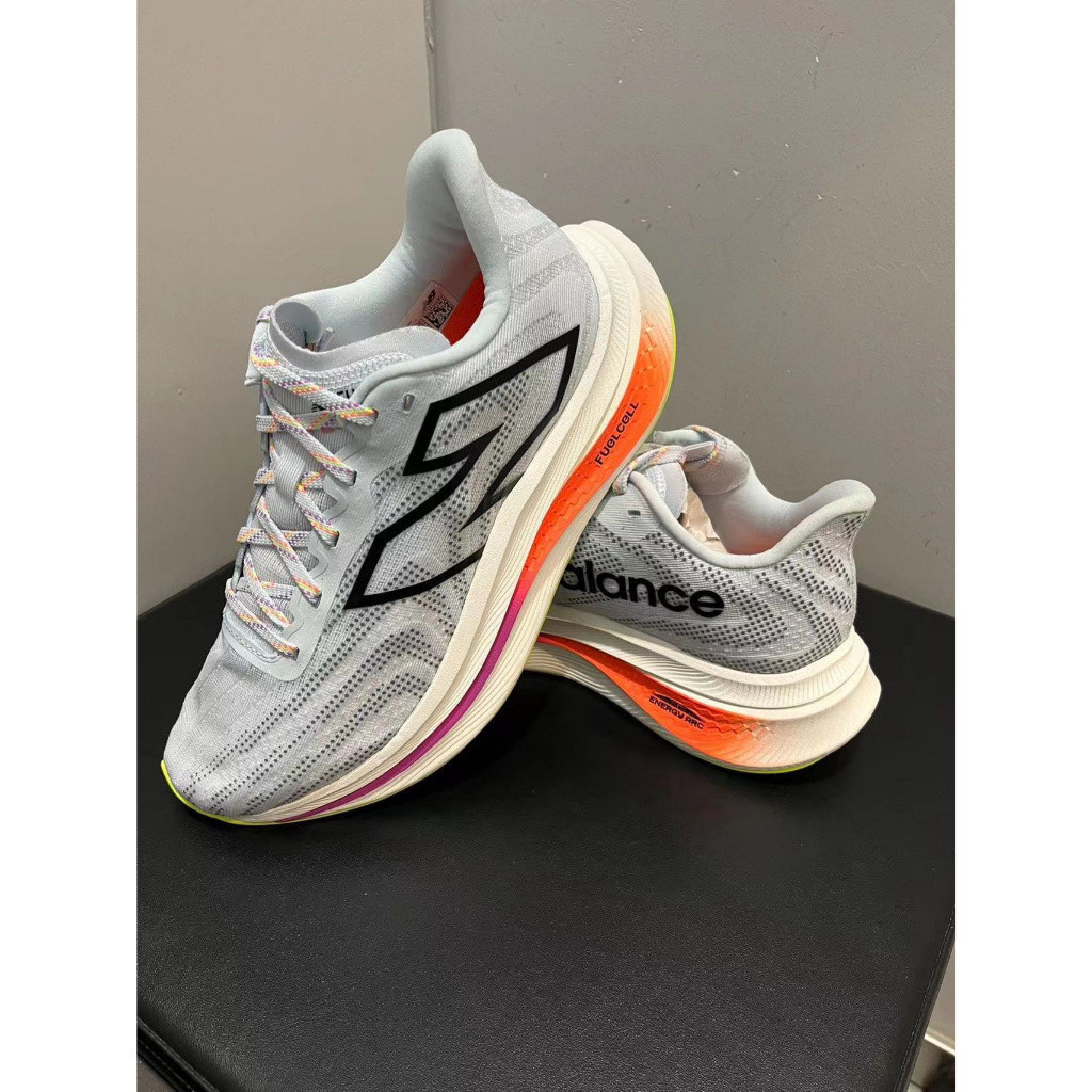 Newnb FuelCell supercomptraining machinev2Non-Slip sapatos de corrida low-top resistentes ao desgaste dos homens Cinza Verde Roxo NACF