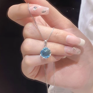 Colar de Pingente Redondo de Calcedônia Branca Ambos os Lados Usam Clavícula em Cadeia Moda High-End Feeling Acessórios de Classe Única