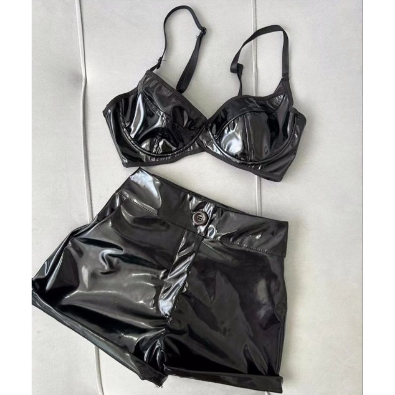 Conjunto Feminino Vinil Cropped Vinil + Shorts Vinil Estilo Gringo