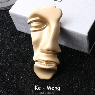 Acessórios do terno Máscara retrô de alta qualidade Golden Artist Face Retro Máscara em relevo Broche de alto valor Europeu Americano Sweater Pin