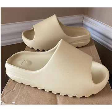 Chinelo Feminino Masculino Slide Nuvem Yezzy Maverick Confortável Promoção