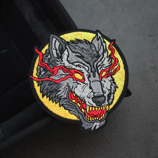 Área Completa Bordada Cabeça De Lobo Crachá Moral " Engolindo A Lua Sirius " Velcro Patch/Badges/armband/Emblem Decorativo Para Jaquetas Jeans Mochila