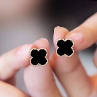 925 Agulha de Prata Antialérgica Preto Quatro Folhas Orelha de Trevo Fêmea Estilo Coreana Gracioso Simples