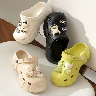 DA Sandálias Femininas Chinelos De Praia Antiderrapantes Plataforma EVA Crocs Sapatos De Saúde De Sola Grossa 2024 Novos Verão Com Buraco De Desenho Animado As Mulheres Usam Bonitos Integrados Cabeça De Saco Pisando