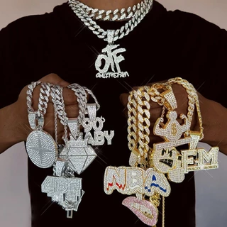 Novo Colar De Hip Hop De Corrente Studded Homens Pingente Diamante Carta Sorridente Multiespecificações Personalizadas Cubana De Água De Liga