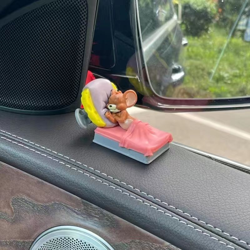 Acessórios para carros de bonecas para gatos e ratos Acessórios para carros de bonecas Good Friends Tom Jerry Decorações para carros