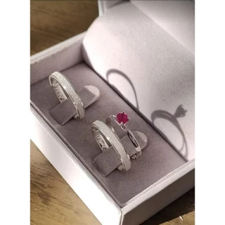 Par de alianças Dubai 4mm Diamantada Banhado Prata 925 + Solitário Colorido (COD-71)