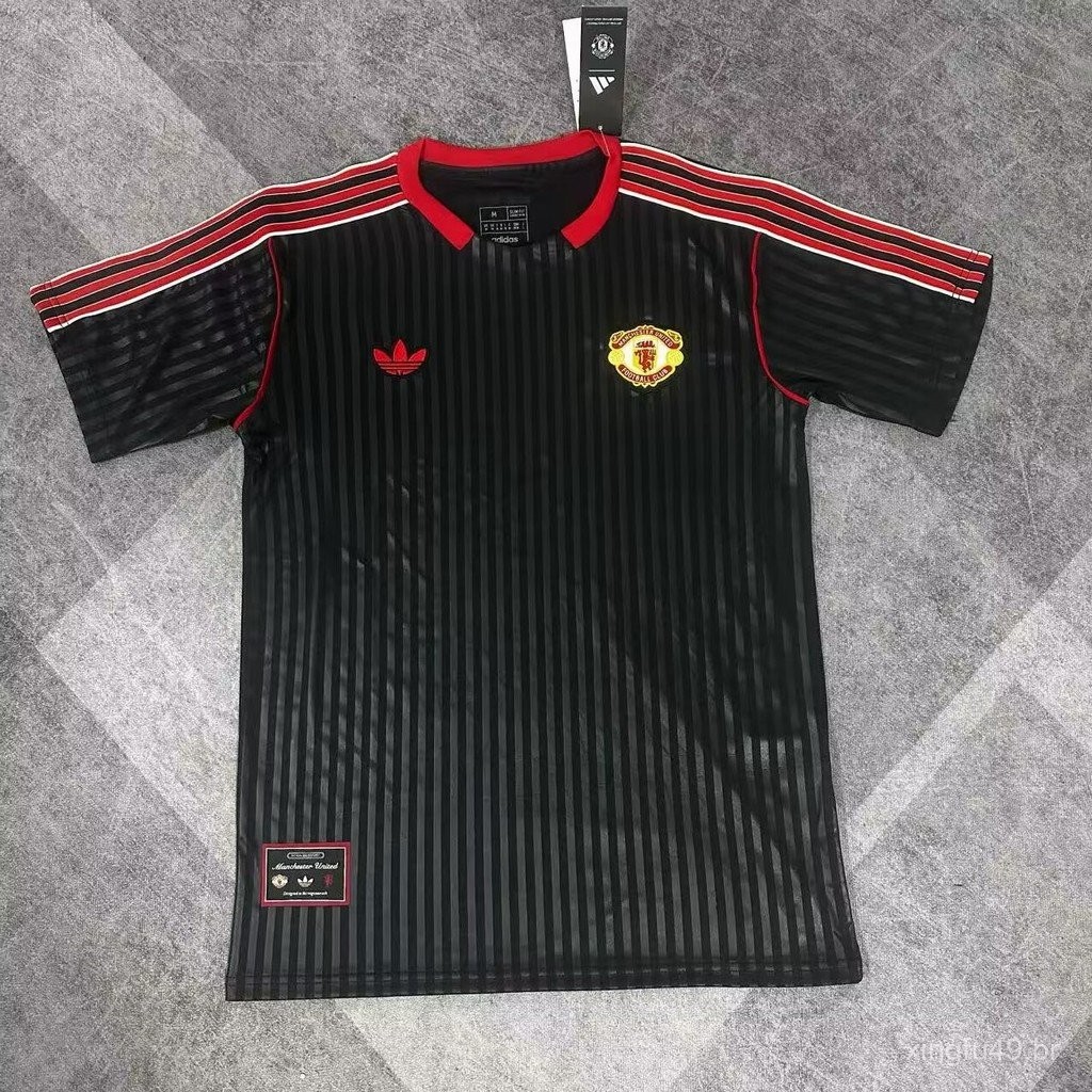 25/26 Manchester United versão fã preto retro edição especial futebol manga curta nome personalizado e número S-4XL