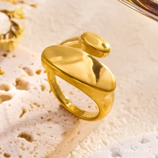 Titanium plated 18K gold oval smooth ring for women, European and American fashion style with adjustable opening