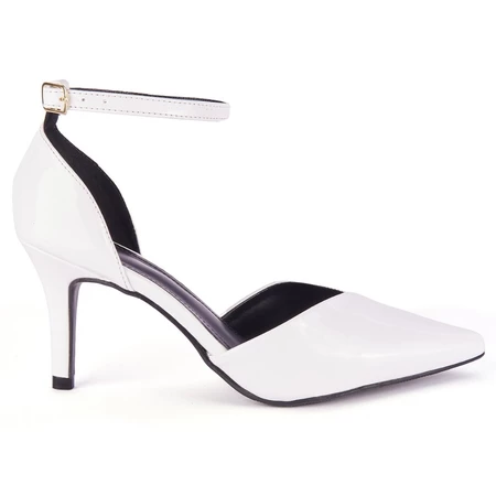 Scarpin feminino fechado salto fino alto agulha 7,5cm bico fino 