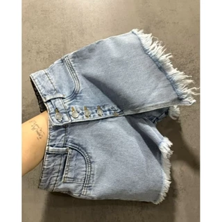 Short Saia Jeans Hadassa Com Barra Desfiada