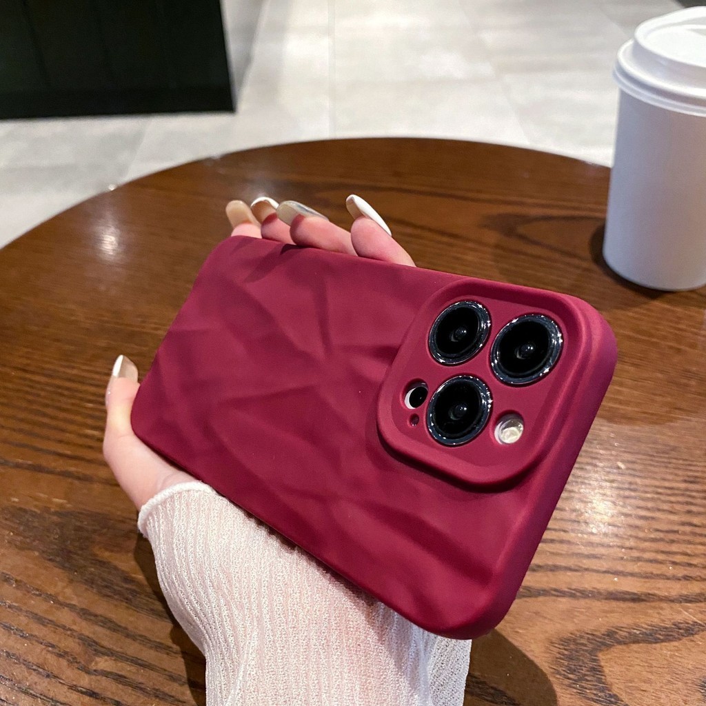 Adequado para iphone15PROMAX Telefone celular fosco fosco com pregas Soft Shell Maçã Tinto Simples 14PRO Capa protetora