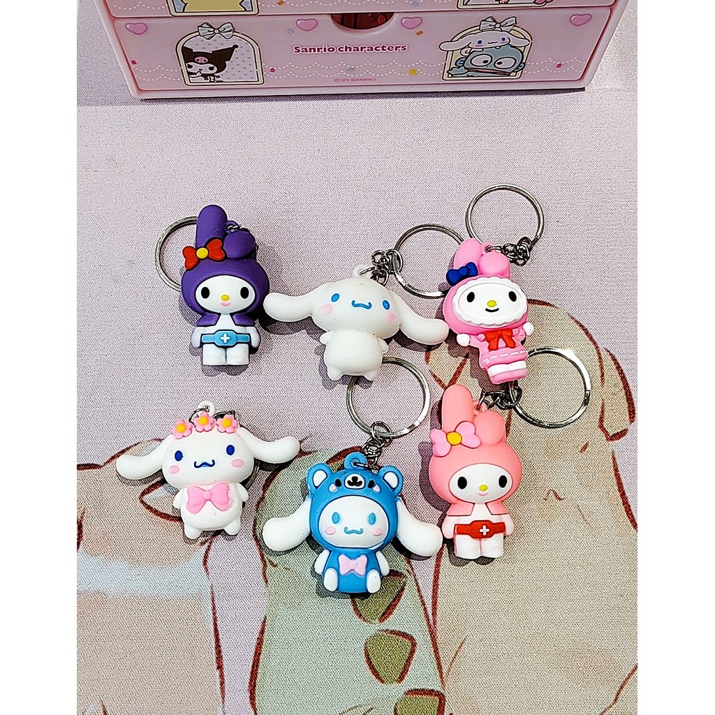 Chaveiro fofo do Cinnamoroll e My Melody