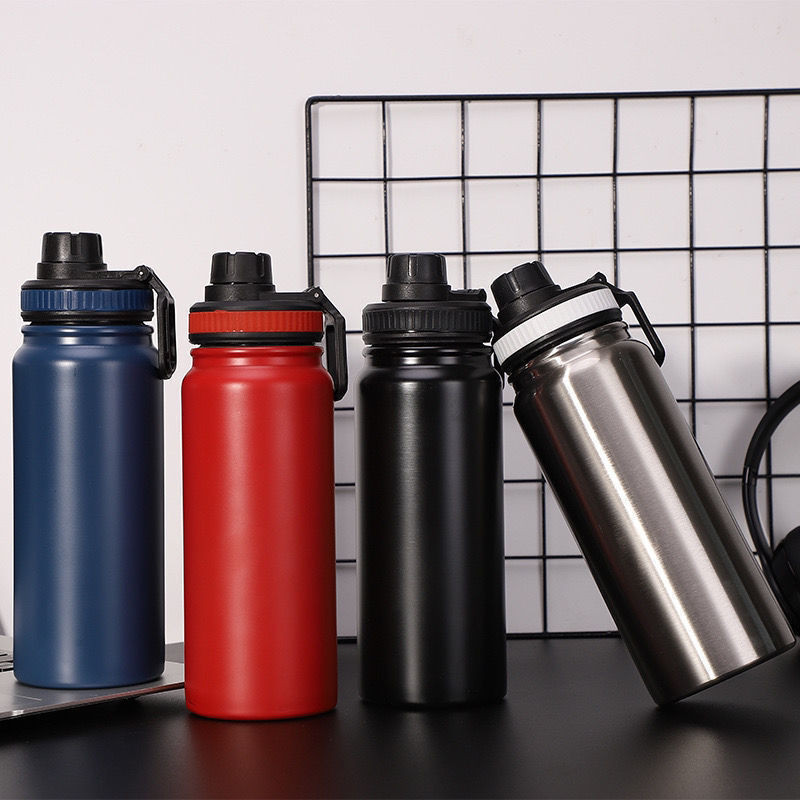 Garrafa 650ml Espacial Quente Frio Com Isolamento De Grande Capacidade