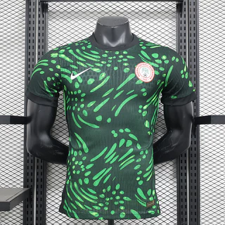Nova camisa de futebol 24-25 QY Nigéria camisa esportiva masculina verde para casa (jogador)