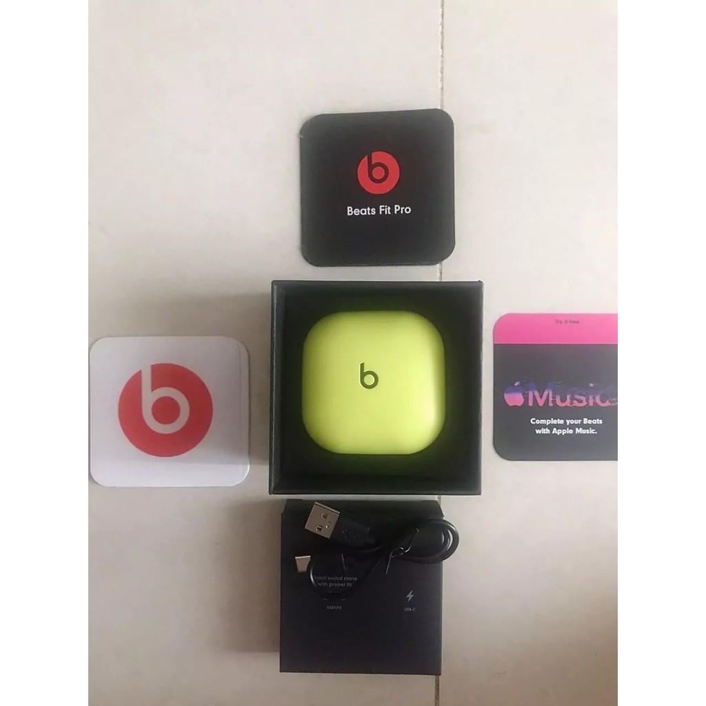 Beats Fit Pro X Kim True Fones De Ouvido Bluetooth Com
