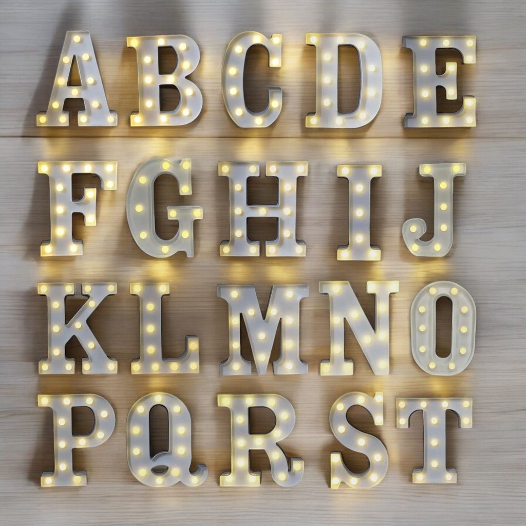 Luminária Decorativa Letras Led 3D 21cm Branca | Shopee Brasil