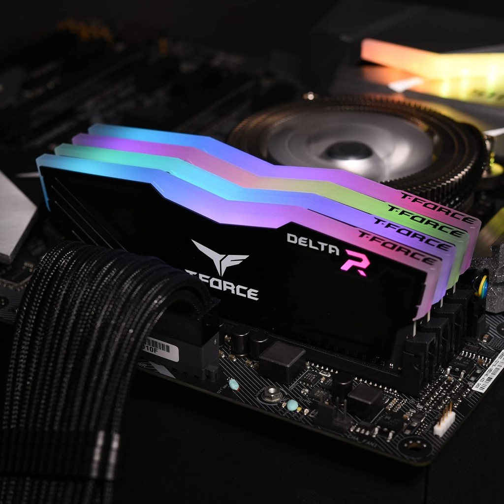 TEAMGROUP T-Force Delta RGB 8GB DDR4 3200Mhz DIMM(Used/Second Hand