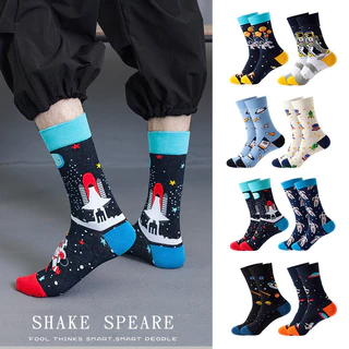 Trending Starry Sky Meias médias para homens outono e inverno internacional para astronautas meias de maré para mulheres para comércio exterior moda meias de rua para atacado