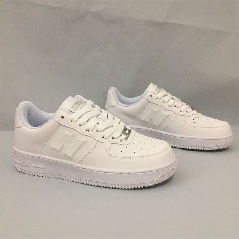 Força Aérea af1 versão coreana da maré de sapatos de prancha de baixo nível, estudantes brancos puros, leves e versáteis, sapatos masculinos de Zhongxin Bailun Woods