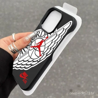 Personalidade basquete tag trapézio Apple capa de telefone compatível com iPhone 16pro 16promax 15 14 13 12 11 promax capa protetora de telefone celular 14 15 16 plus carcaça macia 11 14 13 12 15 pro anti-queda anti-ataque 5VLI