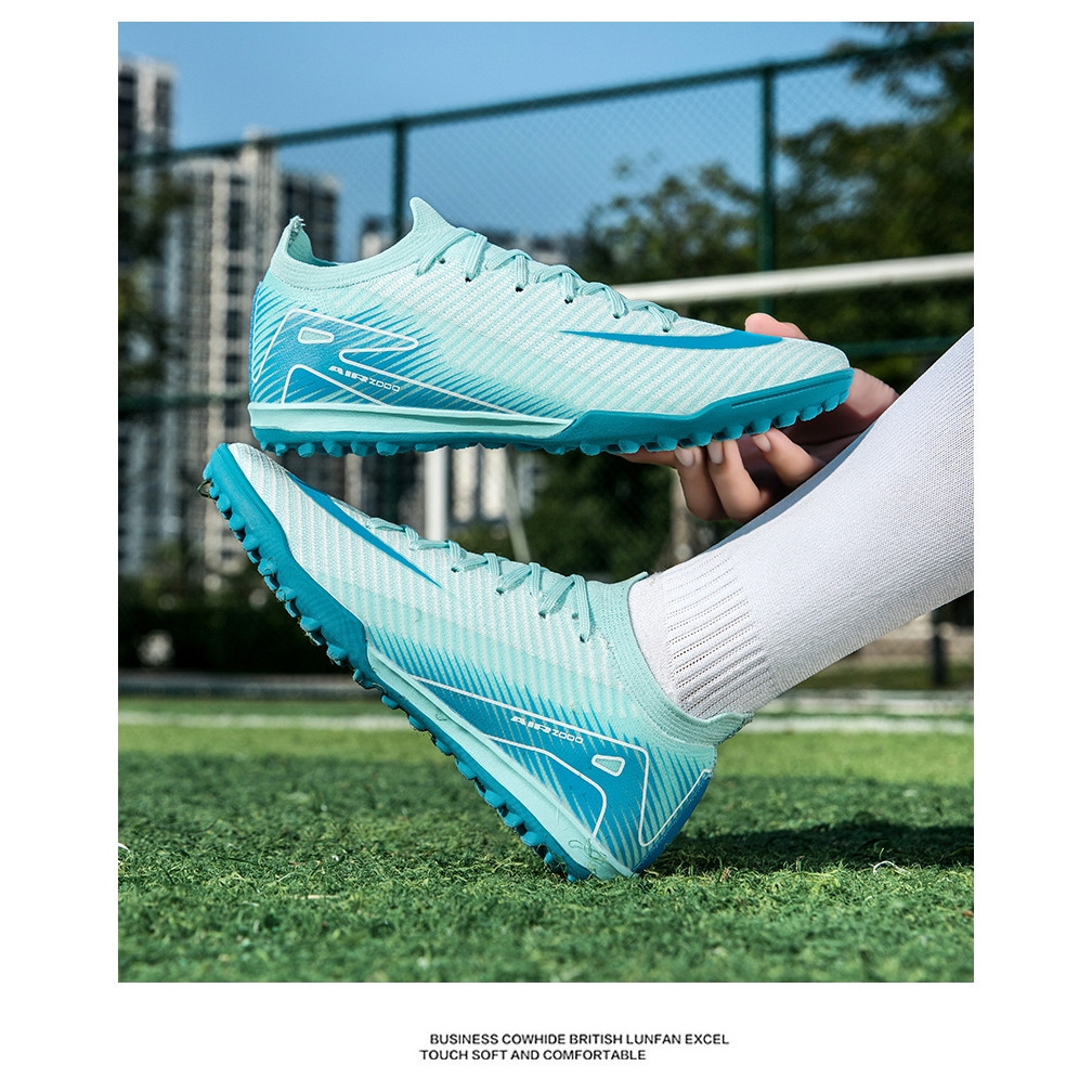 2025 Novos Sapatos De Futebol TF De Cano Alto Com Pontas Longas