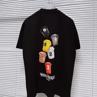 Spot MM6 Summer Fashion Casual Novo De Moda De Verão Carta Com O Logotipo Da Copa Solta E Versátil Impresso T-shirt De Manga Curta Grande Colarinho Etiqueta