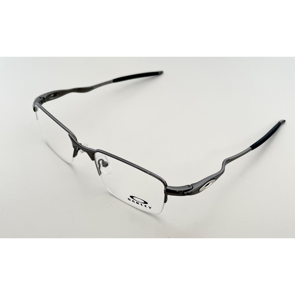 Armações Oculos de descanso lupinha metal com a perninha torta11-828