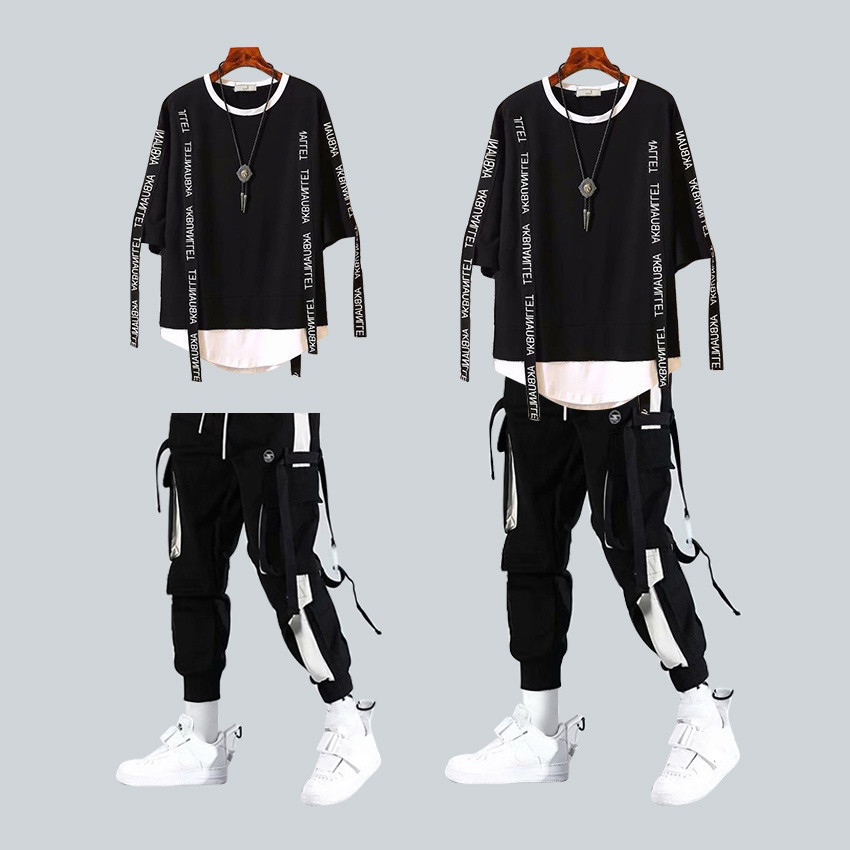 Conjunto Masculino Com Camiseta De Manga Curta E Calça Conjunto Masculino Com Camiseta De Manga Curta E Calça