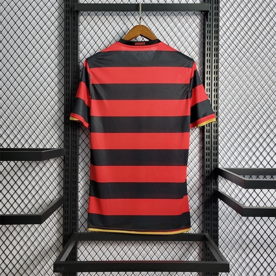 Retro Team Shirt dos homens 2008/2009 Futebol