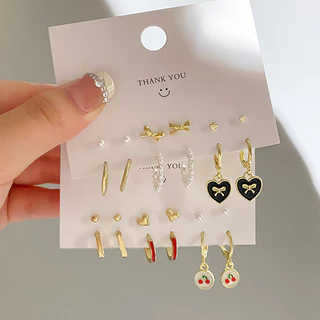 Novo Estilo Sweet Cool Style Sweet Cool Style Cross Butterfly Love Heart Card Brincos Conjunto de três peças Moda Fivelas de Orelha Únicas High-End Feeling Casal de Jóias Dia dos Namorados