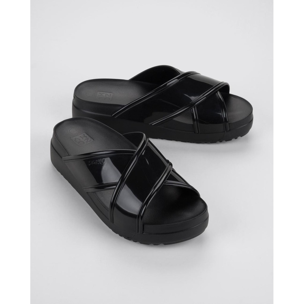 sg-11134201-7rdwu-mchw7e38ycvnfd