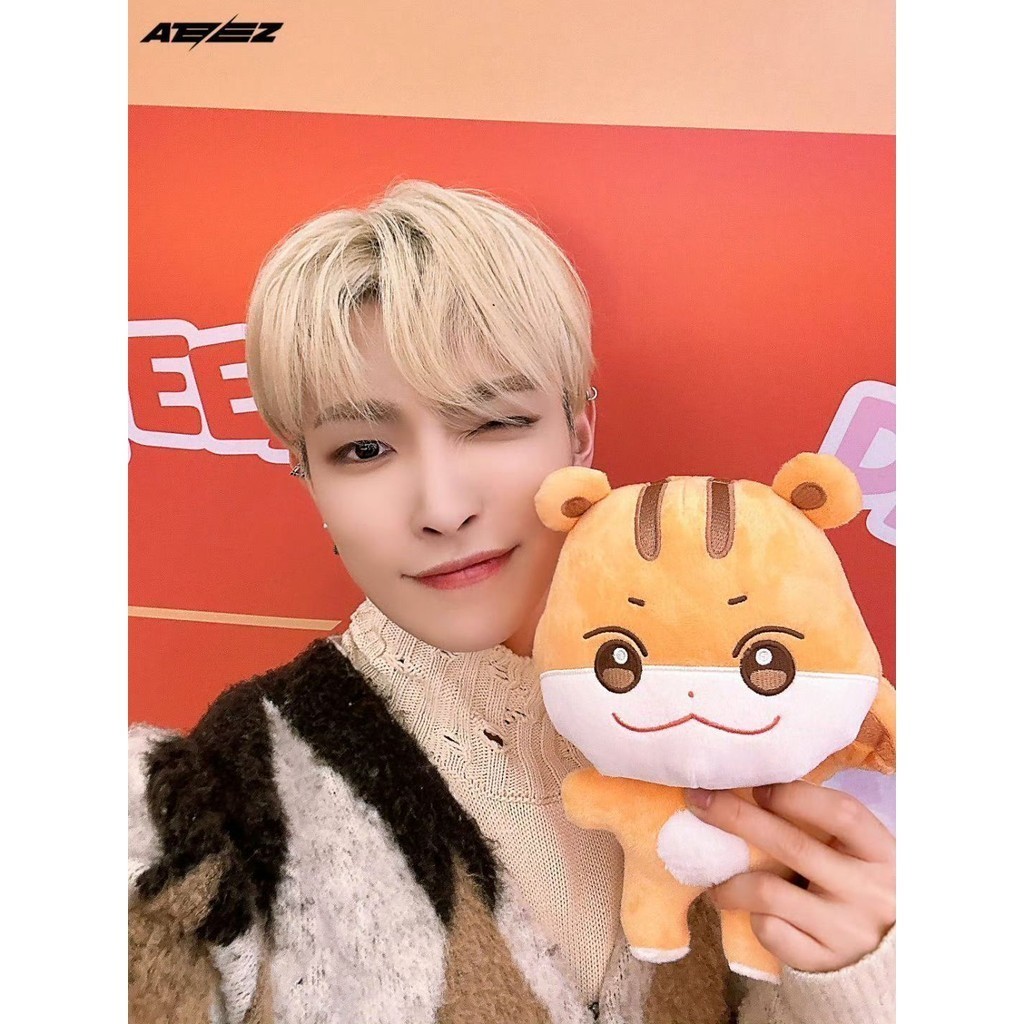 Kpop Ateez Hongjoong Seonghwa Aniteez Boneca Brilhante