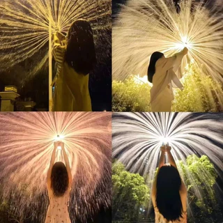 Pistola De Água Criativa De Fogos De Artifício Uma Garrafa Feliz Casal Comemorativo De Verão Foto Atmosfera Surpresa