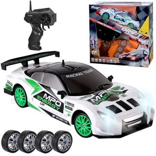 Carrinho de Corrida Controle Drift 4x4 Recarregável Escala 1:24 com 4 Rodas Extra