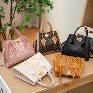 2023 Novo Estilo Moda Moda Leve Padrão de Círculo de Luxo Padrão de Círculo de Luxo Fechadura de Impressão Saco de um ombro Bolsa de Mensageiro Nicho Textura Retro Portátil Tote