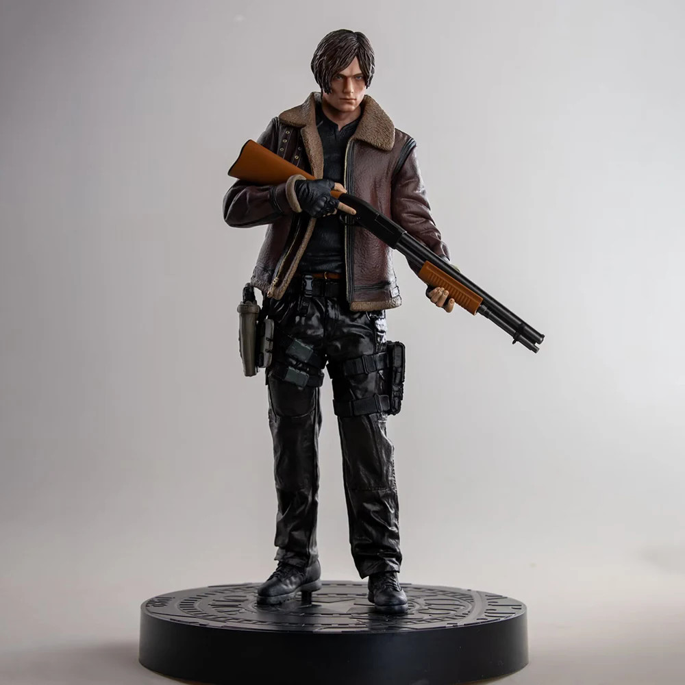 333cm Resident Evil Leon S . Kennedy GK Figura De Ação Em PVC