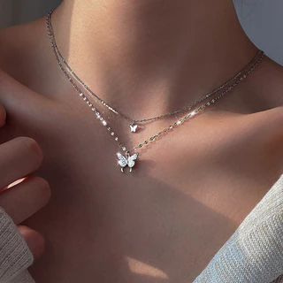 Colar de Borboleta Dupla Francês Diamante Simples e Leve para Meninas