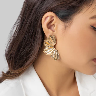 Big Metal Irregular Folds Geometric Stud Earrings for Women Trendy Gold Color Fashion Jewelry Declaração 2023 Female Ear Accessories Ladies Gifts